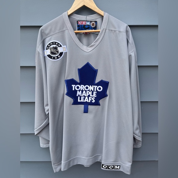 CCM Other - Toronto Maple Leafs Vintage Jersey / Center Ice Practice Jersey / XL / CCM